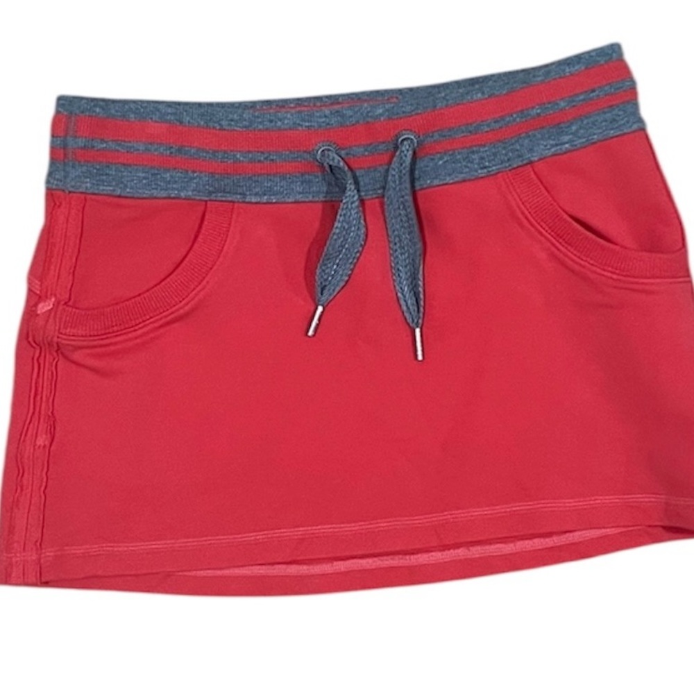 Lululemon Athletica Red and Gray Skirt